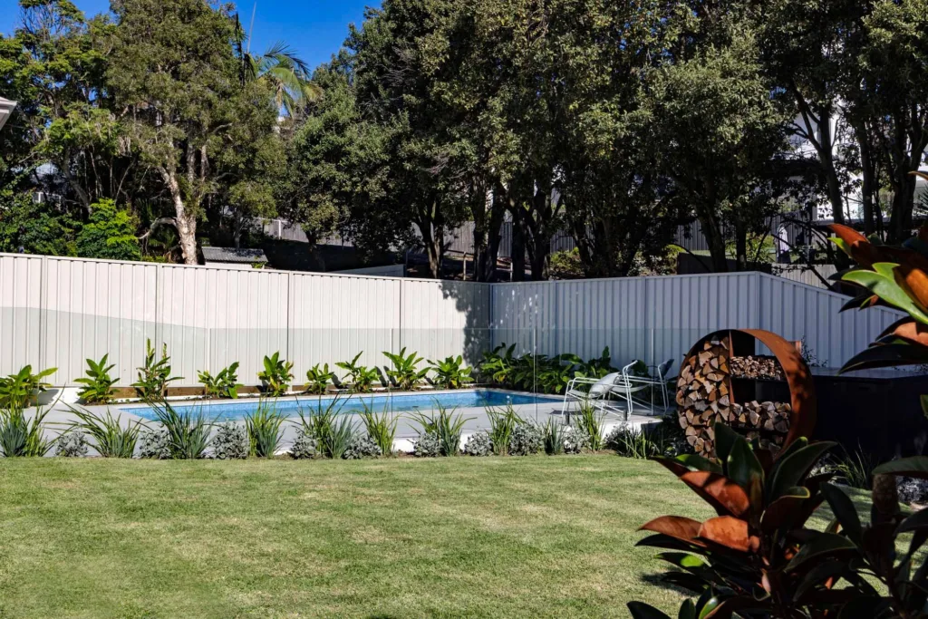 Pool Pool surrounds Turfing Glass Fencing Firewood Wood stacker Planting