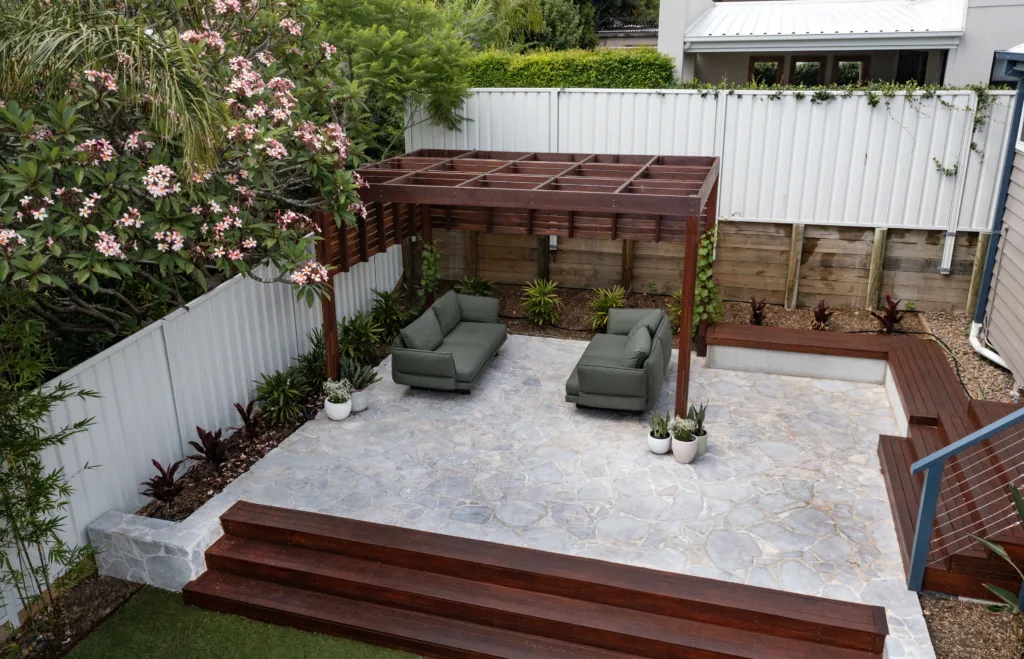 Pergola Entertainment Area Plants Steps Decking Pave Outdoor Furniture