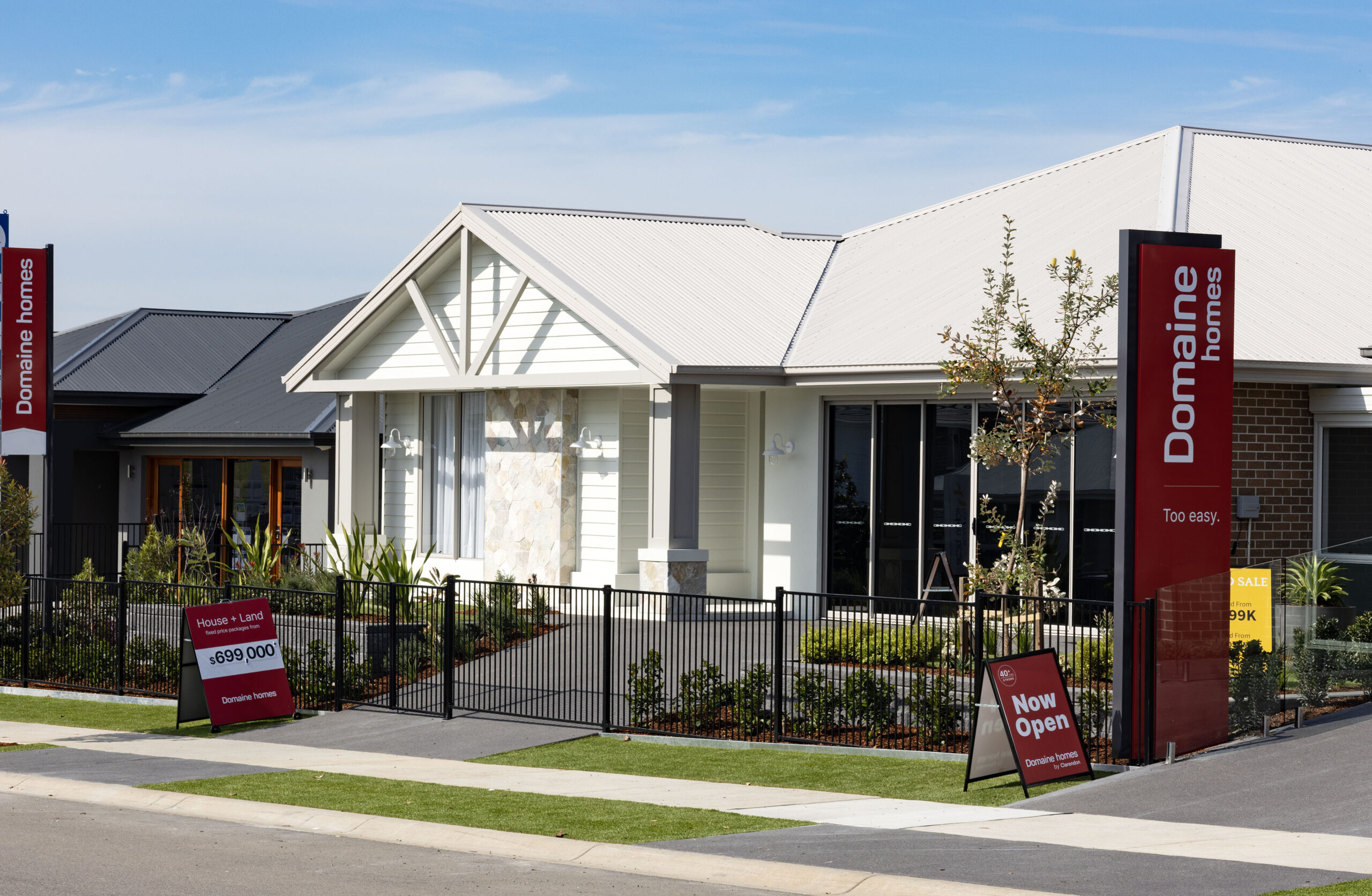 Domaine Homes display home entrance signage at Cooranbong